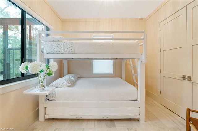 2991 2nd ST NW, Naples, FL 34120