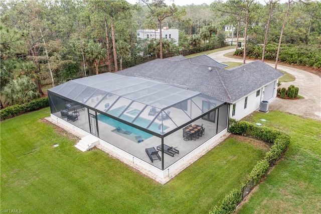 2991 2nd ST NW, Naples, FL 34120