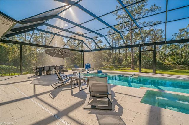 2991 2nd ST NW, Naples, FL 34120