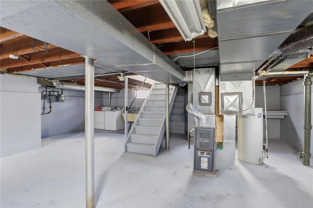 131 Langford Road, Rochester, NY 14615