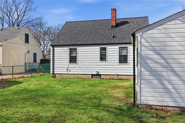 131 Langford Road, Rochester, NY 14615