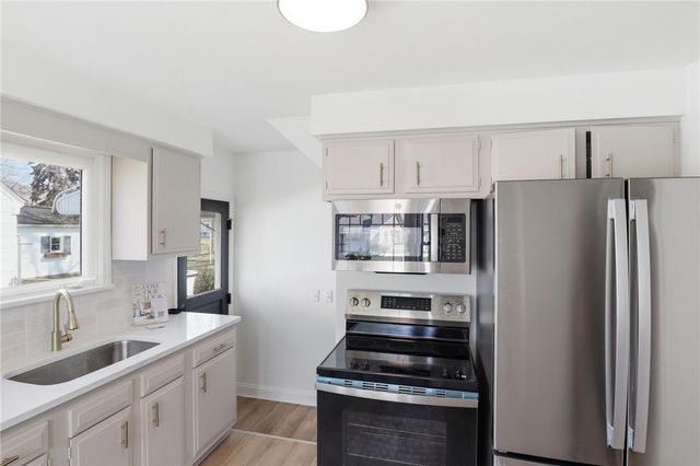 131 Langford Road, Rochester, NY 14615