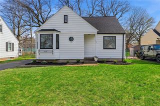 131 Langford Road, Rochester, NY 14615