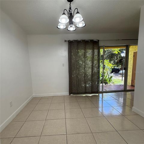 7522 GALLINETA COURT 7522, Tampa, FL 33615