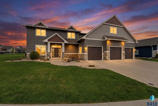 912 S Torrey Pine Ln Lane, Sioux Falls, SD 57110