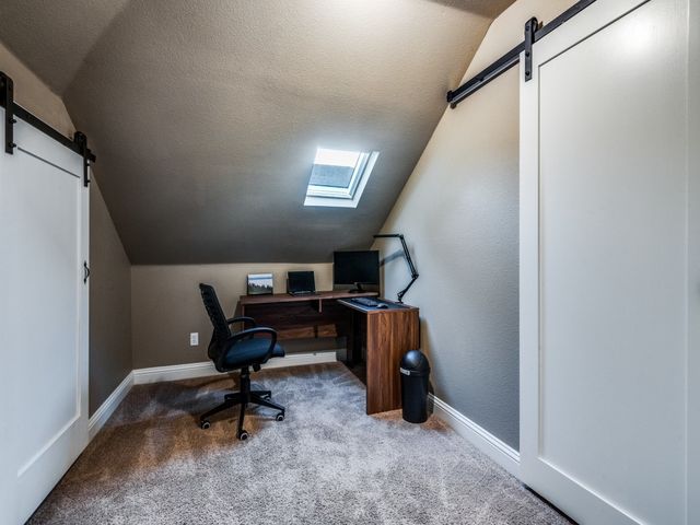820 W 8th Street, Dallas, TX 75208