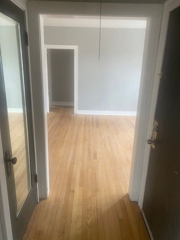 7757 S Paulina Street, Chicago, IL 60620