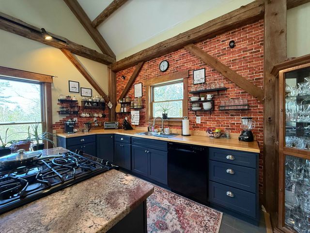 77 Williams Road, Orange, NH 03741