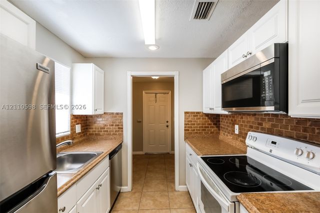 1247 NW 55th Ave, Lauderhill, FL 33313