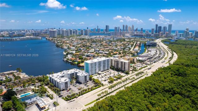 2841 NE 163rd St 902, North Miami Beach, FL 33160