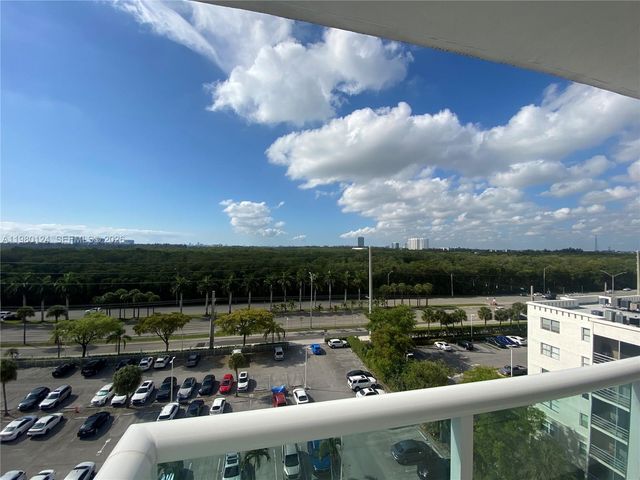 2841 NE 163rd St 902, North Miami Beach, FL 33160