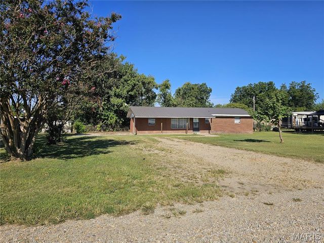 39389 County Road 233, Malden, MO 63863