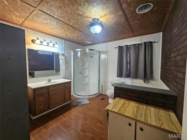 39389 County Road 233, Malden, MO 63863