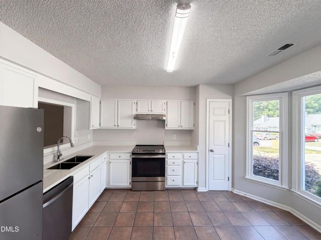 109 S Mclean Court, Cary, NC 27513