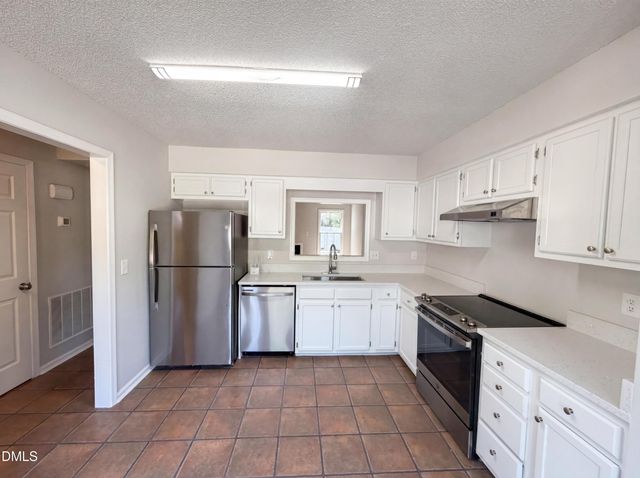 109 S Mclean Court, Cary, NC 27513