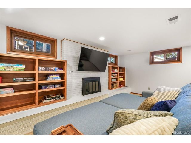 2115 Union Dr, Lakewood, CO 80215