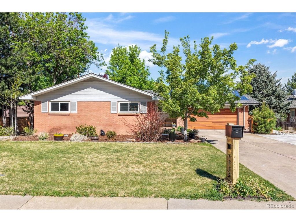 2115 Union Dr, Lakewood, CO 80215