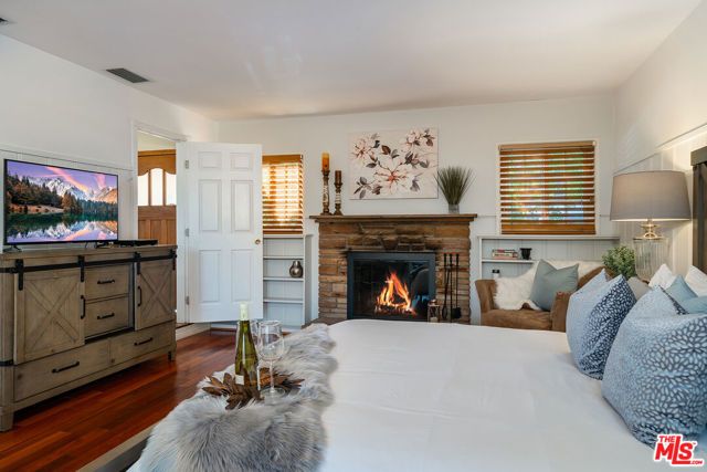 13843 Milbank Street, Sherman Oaks, CA 91423