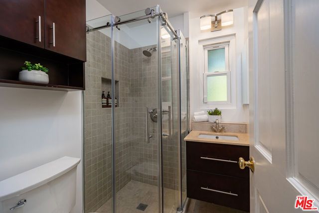 13843 Milbank Street, Sherman Oaks, CA 91423