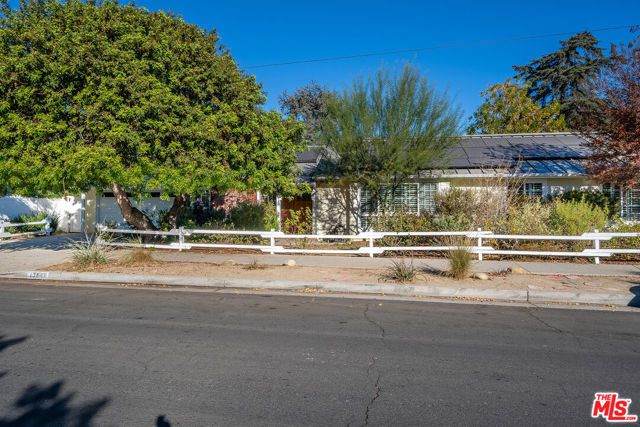 13843 Milbank Street, Sherman Oaks, CA 91423