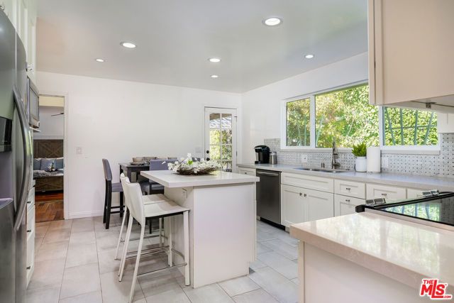 13843 Milbank Street, Sherman Oaks, CA 91423