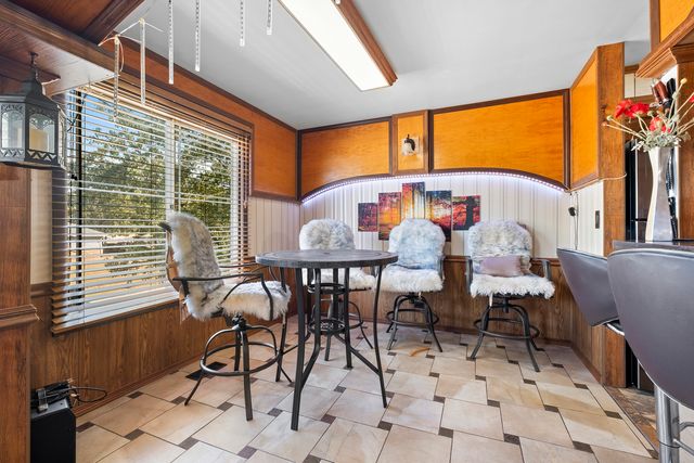 545 Old Stone Road, Bolingbrook, IL 60440