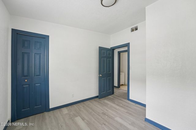 6740 YVONNE Lane, Jacksonville, FL 32216