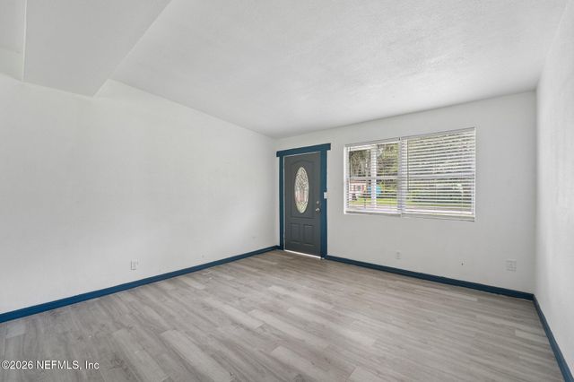 6740 YVONNE Lane, Jacksonville, FL 32216