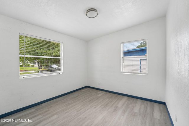 6740 YVONNE Lane, Jacksonville, FL 32216