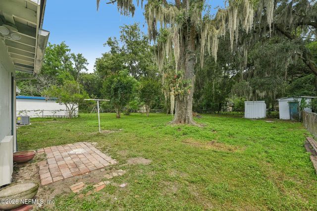 6740 YVONNE Lane, Jacksonville, FL 32216