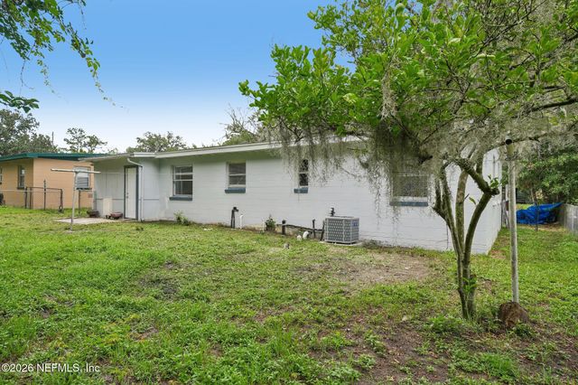 6740 YVONNE Lane, Jacksonville, FL 32216