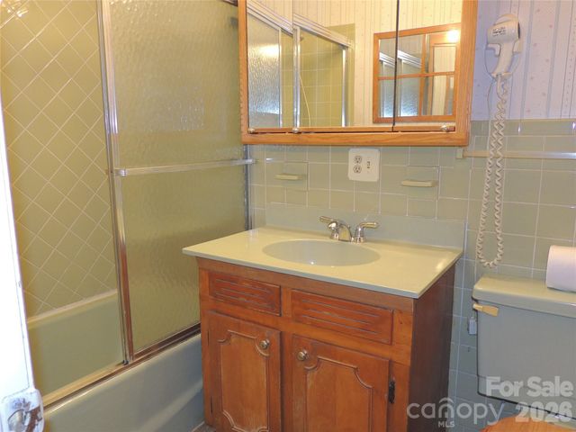 632 Rock Corner Road, Forest City, NC 28043