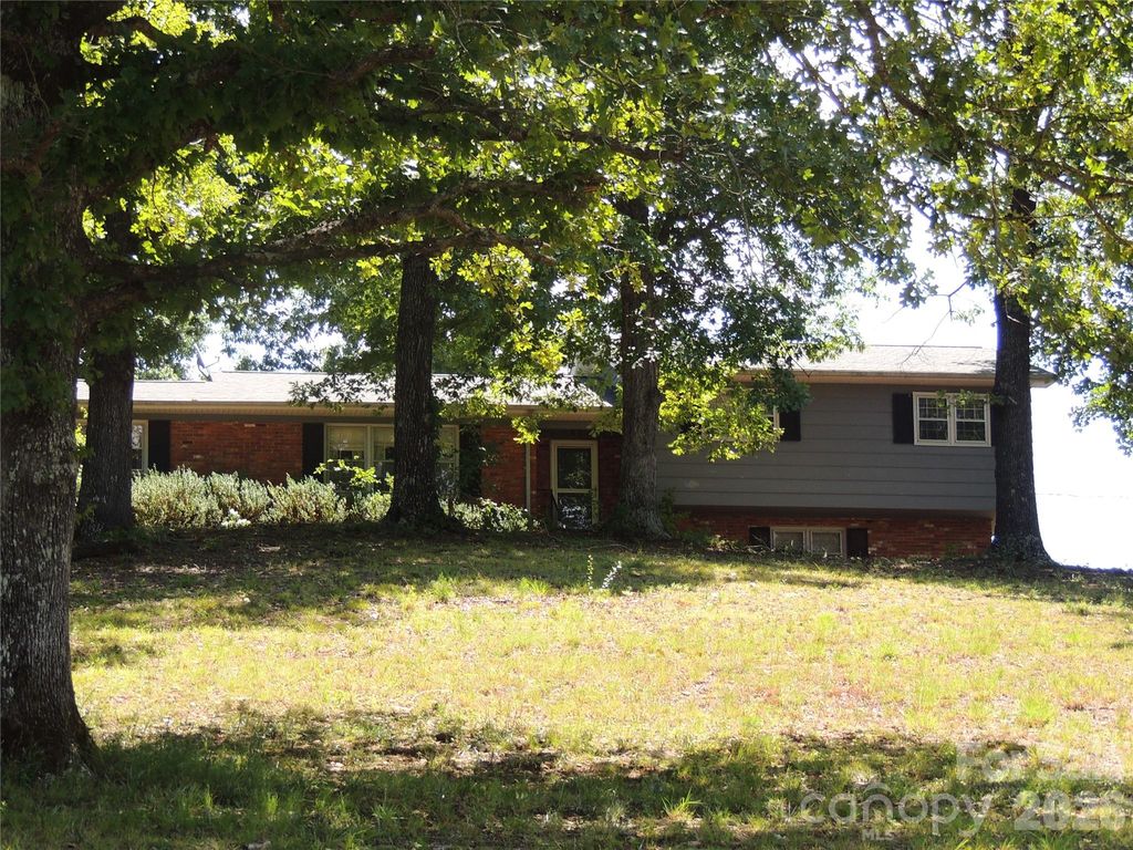 632 Rock Corner Road, Forest City, NC 28043