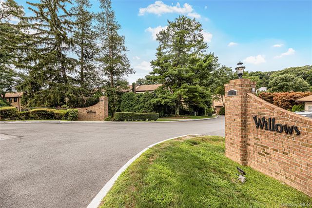 11 Jackson Avenue 27, Scarsdale, NY 10583