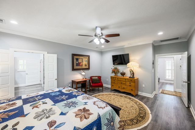 694 Lick Creek Boat Dock Loop, Parsons, TN 38363