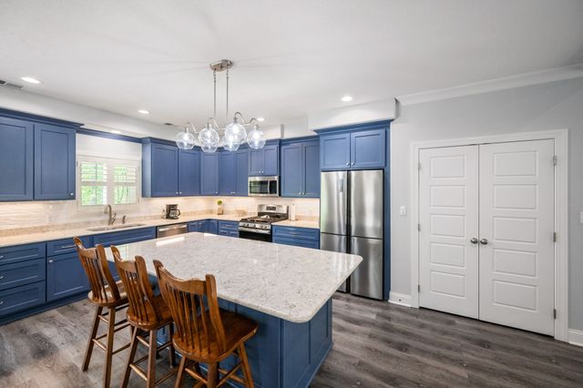 694 Lick Creek Boat Dock Loop, Parsons, TN 38363