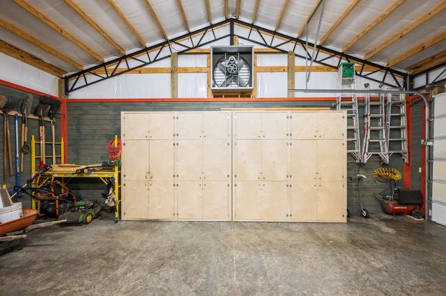 694 Lick Creek Boat Dock Loop, Parsons, TN 38363