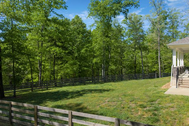 694 Lick Creek Boat Dock Loop, Parsons, TN 38363