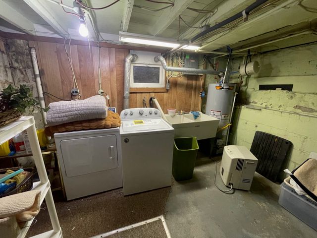 219 S SUMMER Street, Corry, PA 16407