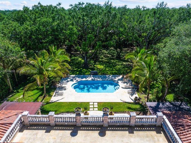 6905 SW 75th Ave, Miami, FL 33143