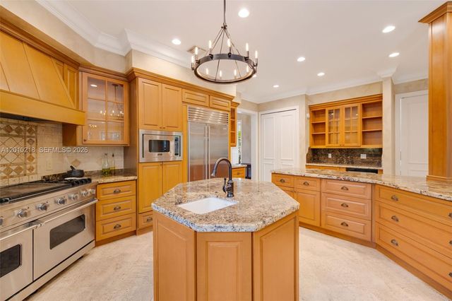 6905 SW 75th Ave, Miami, FL 33143