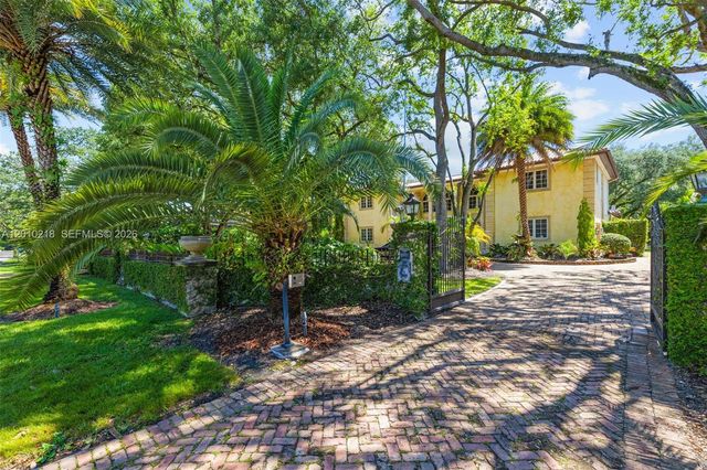 6905 SW 75th Ave, Miami, FL 33143