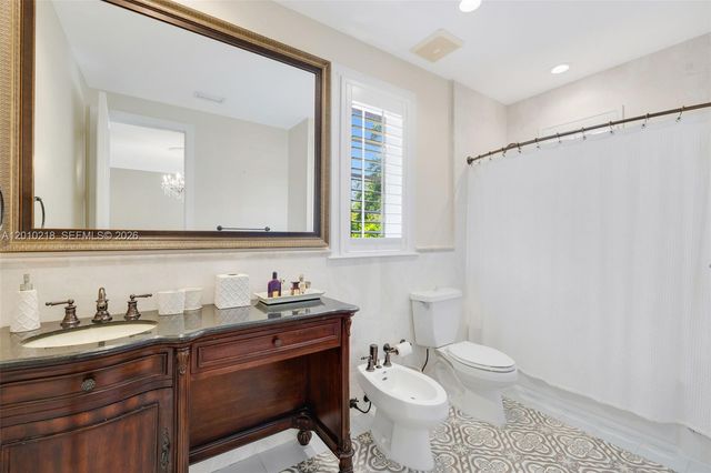 6905 SW 75th Ave, Miami, FL 33143