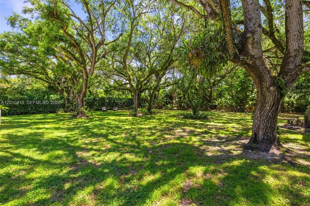 6905 SW 75th Ave, Miami, FL 33143
