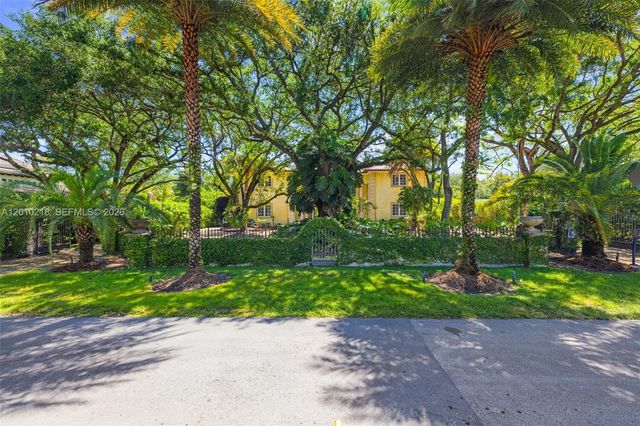 6905 SW 75th Ave, Miami, FL 33143