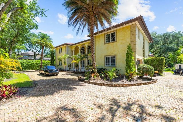 6905 SW 75th Ave, Miami, FL 33143