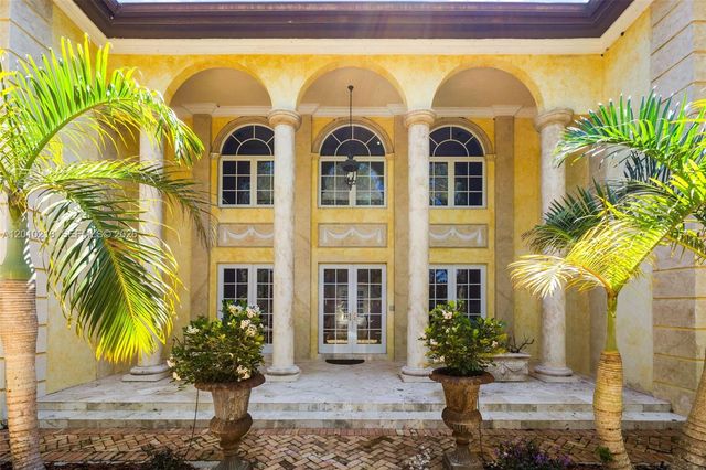 6905 SW 75th Ave, Miami, FL 33143