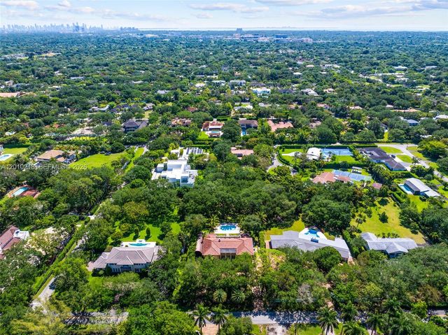 6905 SW 75th Ave, Miami, FL 33143