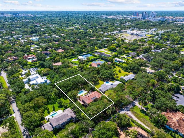 6905 SW 75th Ave, Miami, FL 33143