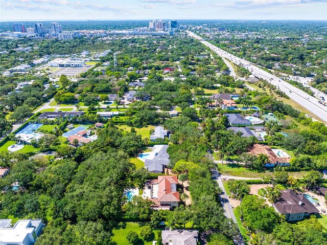6905 SW 75th Ave, Miami, FL 33143